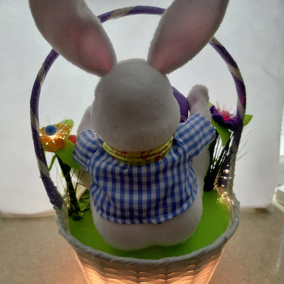 Easter Bunny Fiber Optic Basket - Picture 6 of 9